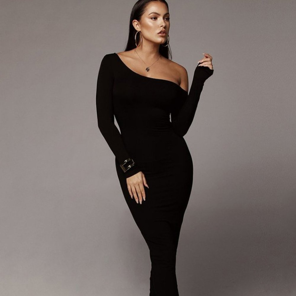 Fashion Inclined Shoulder Long Sleeve Maxi Dress